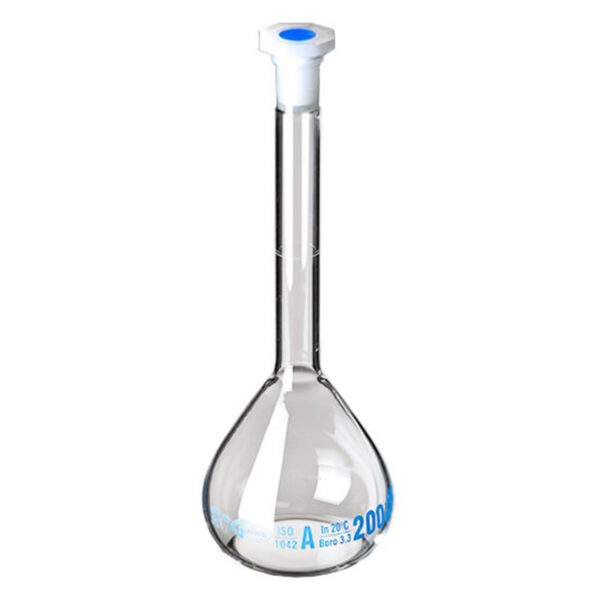 Volumetric flask in clear glass