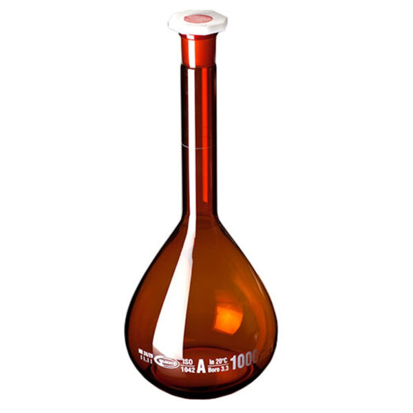 Volumetric flasks in amber glass